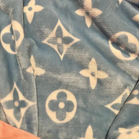 Huge reversible heavy thick flower fashion blanket 60in x 78in Louis - Picture 4 of 6